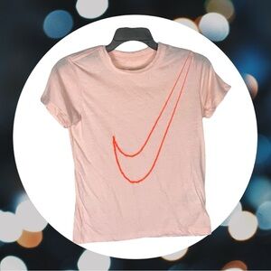Nike Dri-Fit Peach Tshirt w Large Orange Nike Logo Girls Size Large